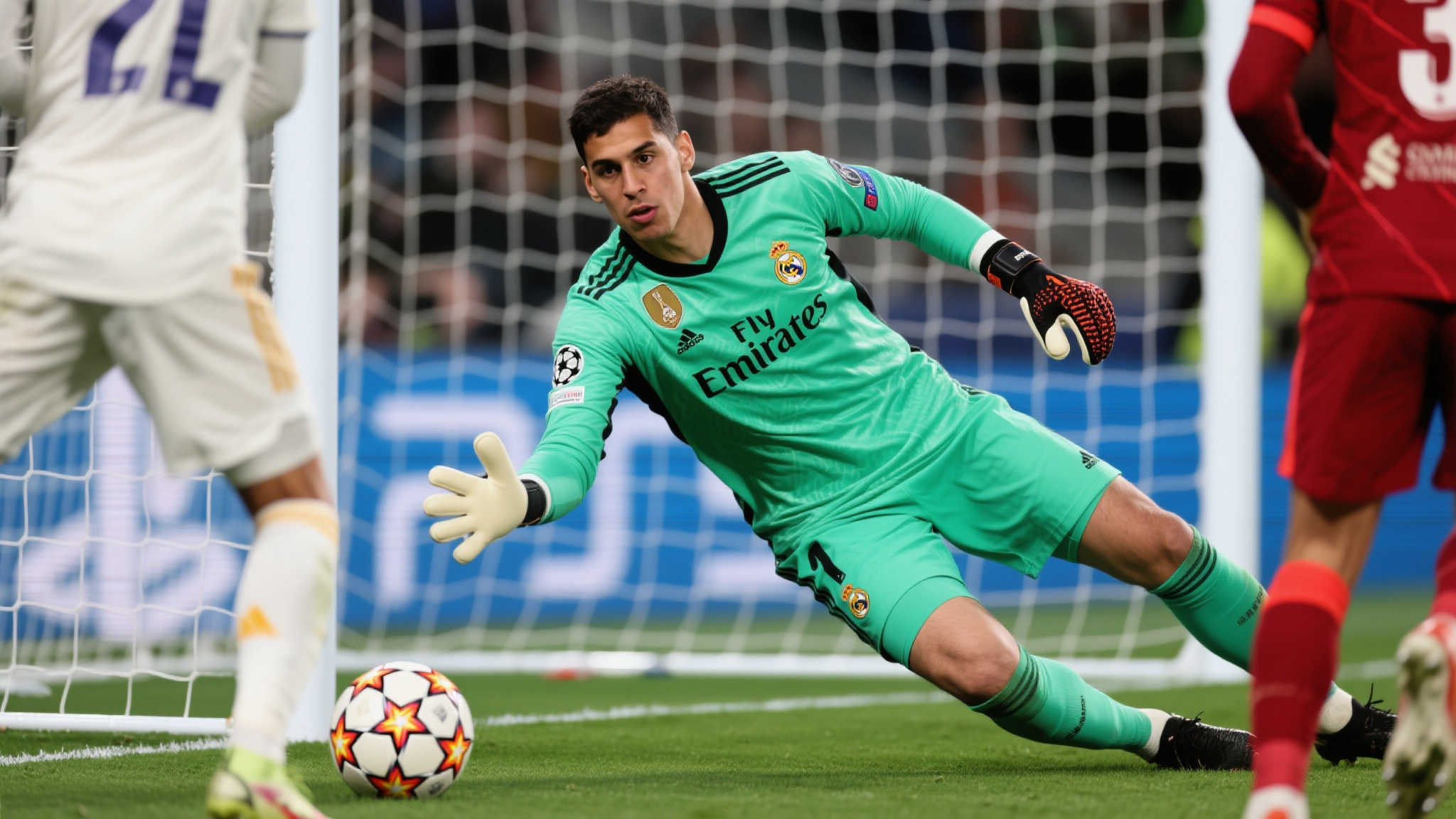 提到世界级门将，很难避开一个名字——蒂博·库尔图瓦